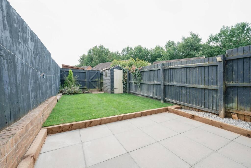 Stylish 2-Bed Home - For Company Contractor And Leisure Stays - Nec, Airport, Hs2, Contractors, Resort World Бирмингем Экстерьер фото