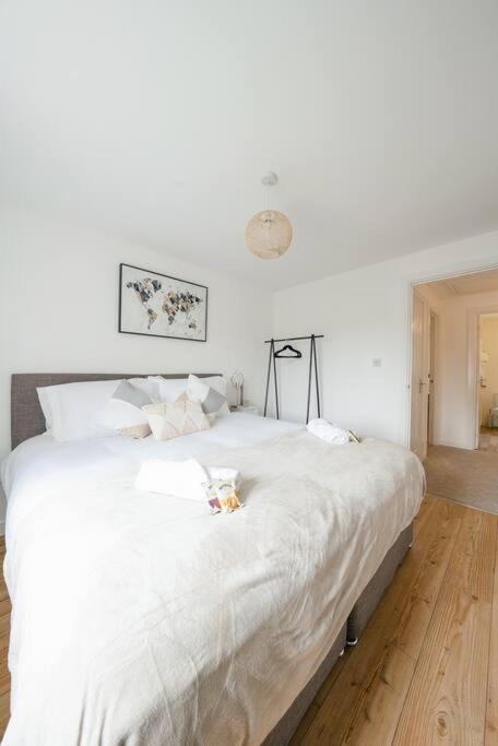 Stylish 2-Bed Home - For Company Contractor And Leisure Stays - Nec, Airport, Hs2, Contractors, Resort World Бирмингем Экстерьер фото